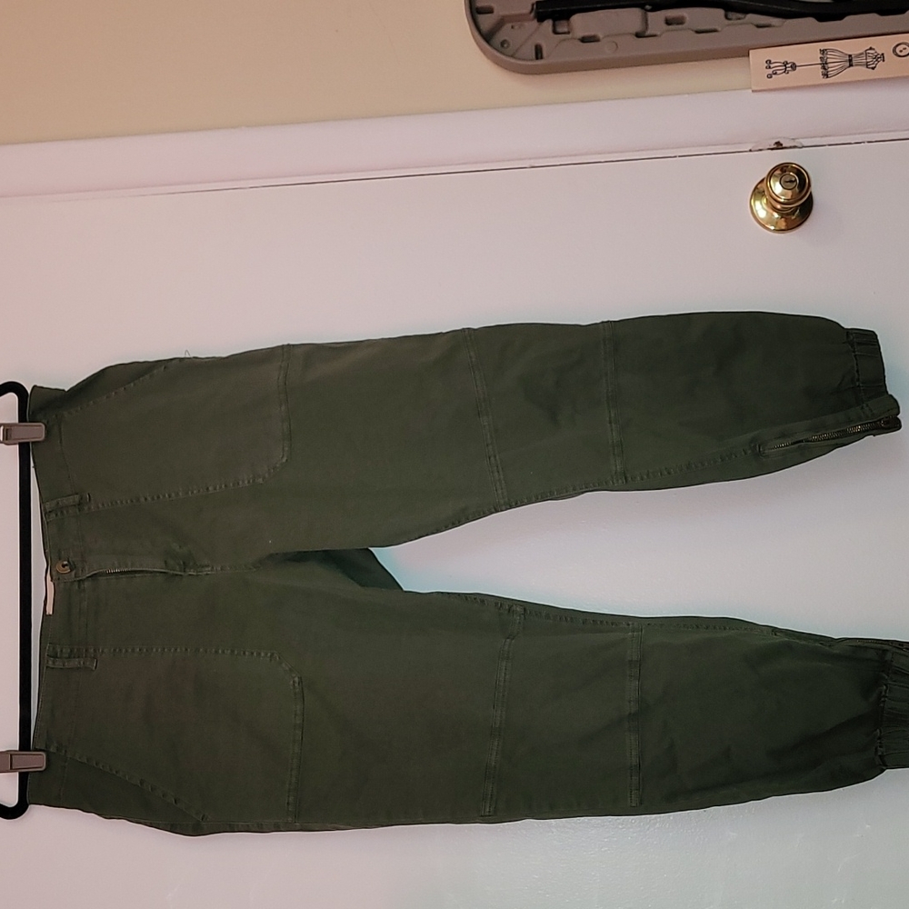 Pistola Womens Olive Green Crooped Jogger Pants 32